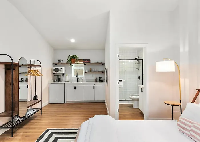 The Aloha Apartment